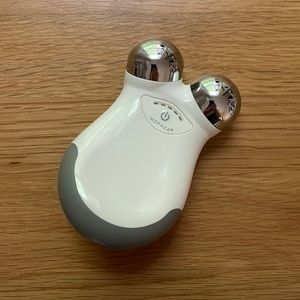 Nuface Mini Facial Toning Device